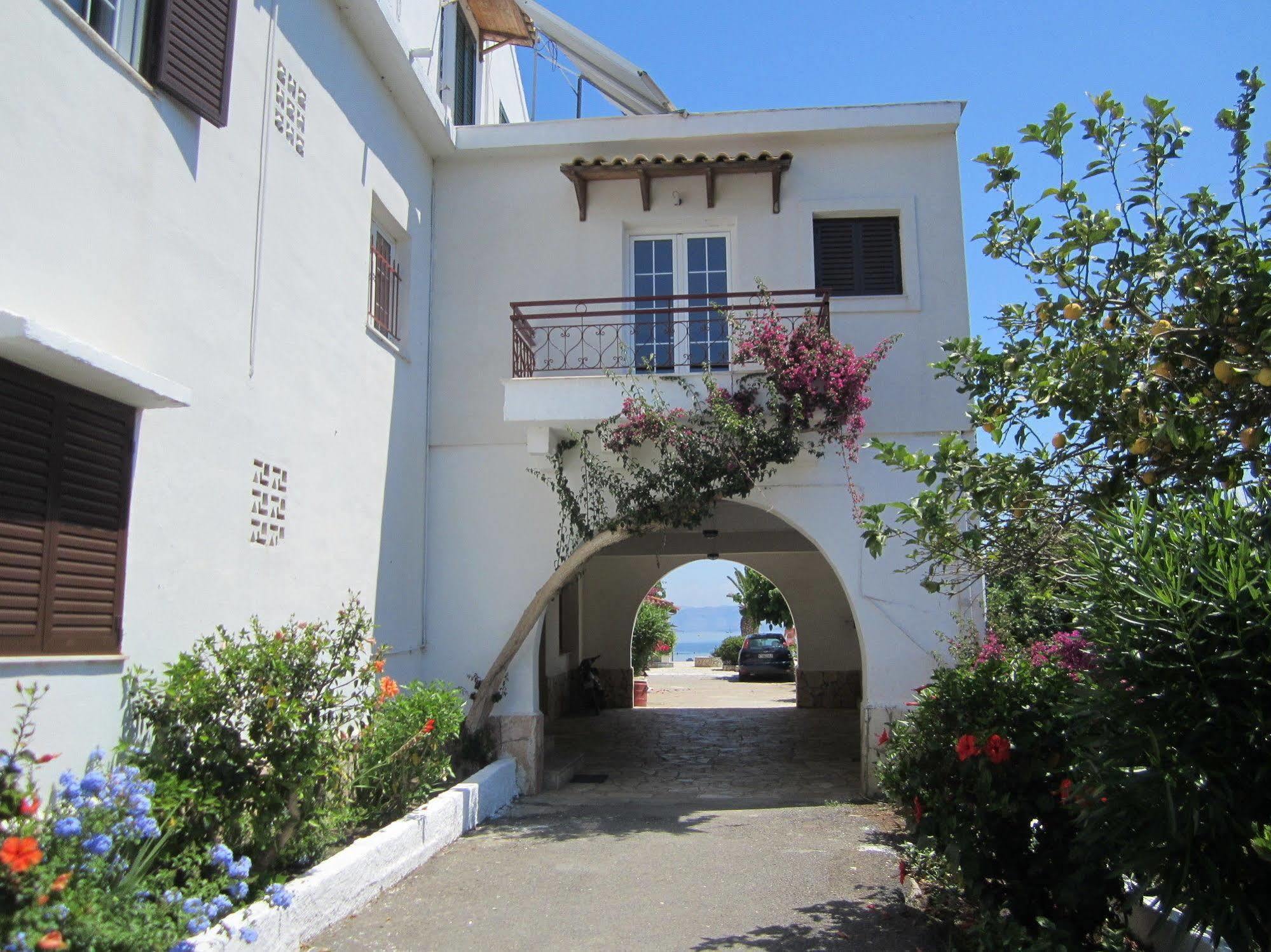 Island Bali (Adults Only) Hotel Kavos Bagian luar foto